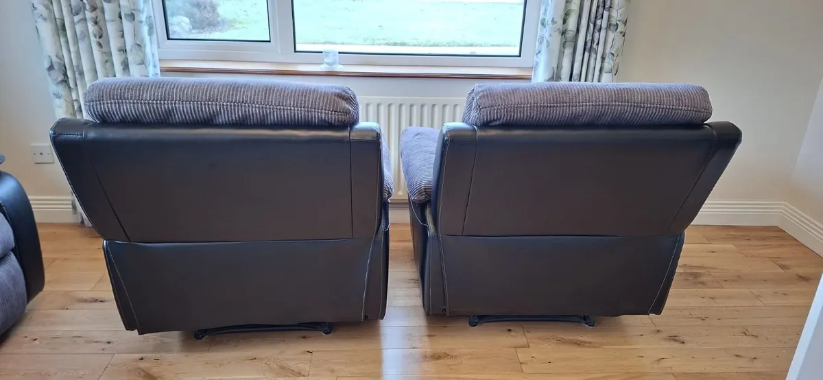 3 piece suite of furniture - Image 4