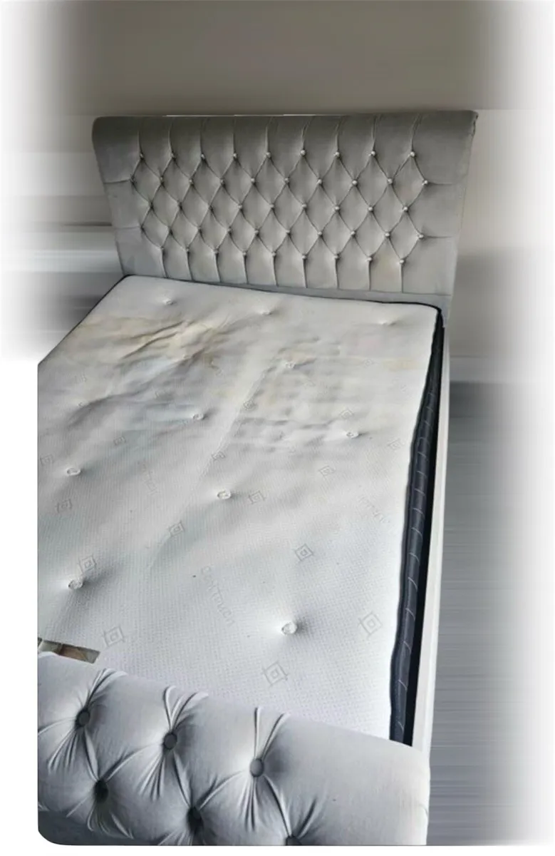 King size  bed - Image 4