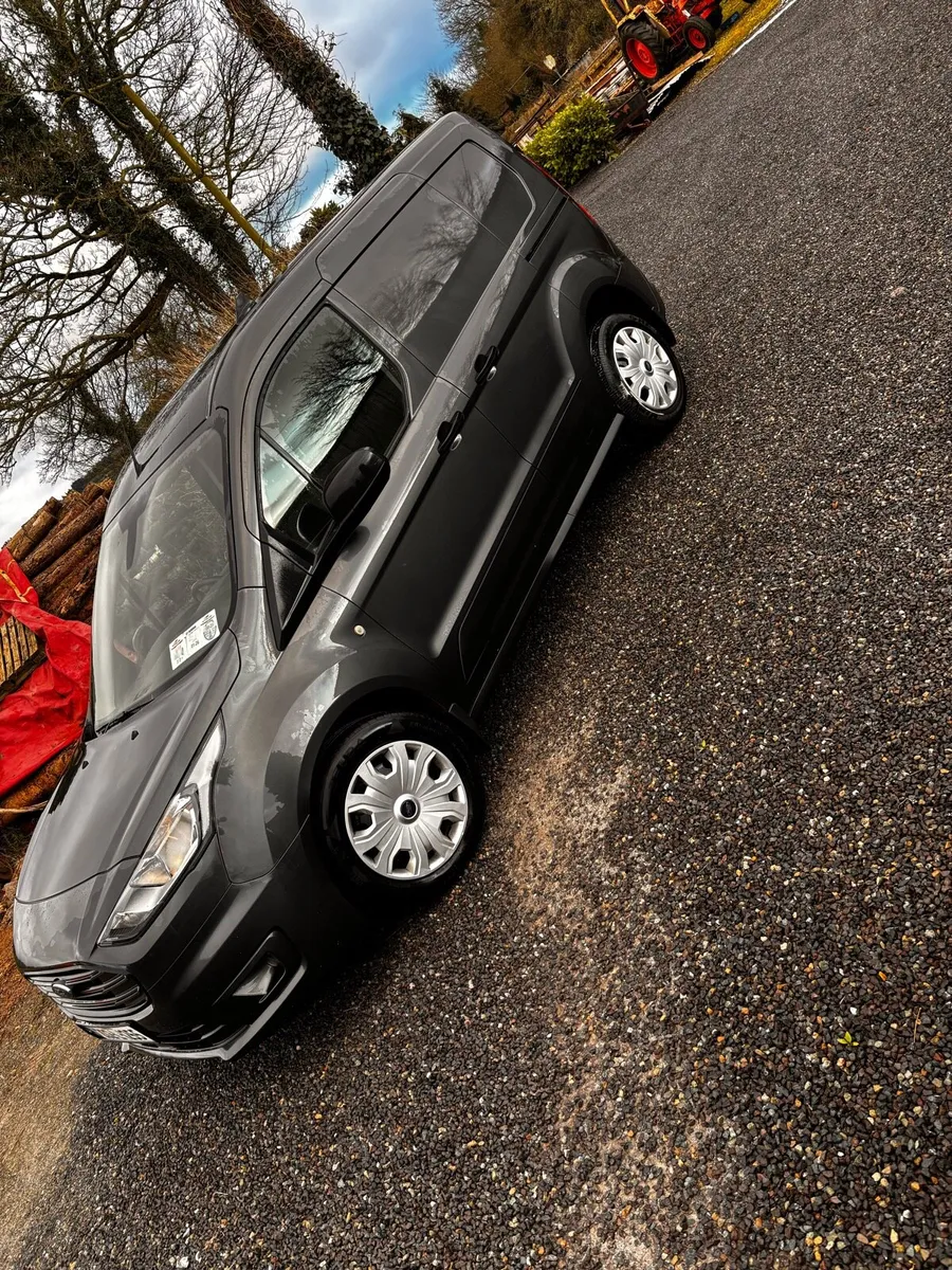 Ford Transit Connect - Image 3