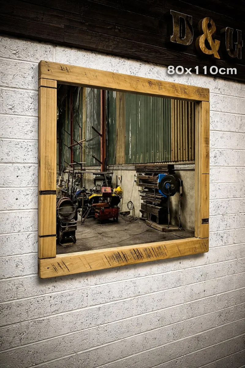 Barrell and Gunn mirror - Image 1