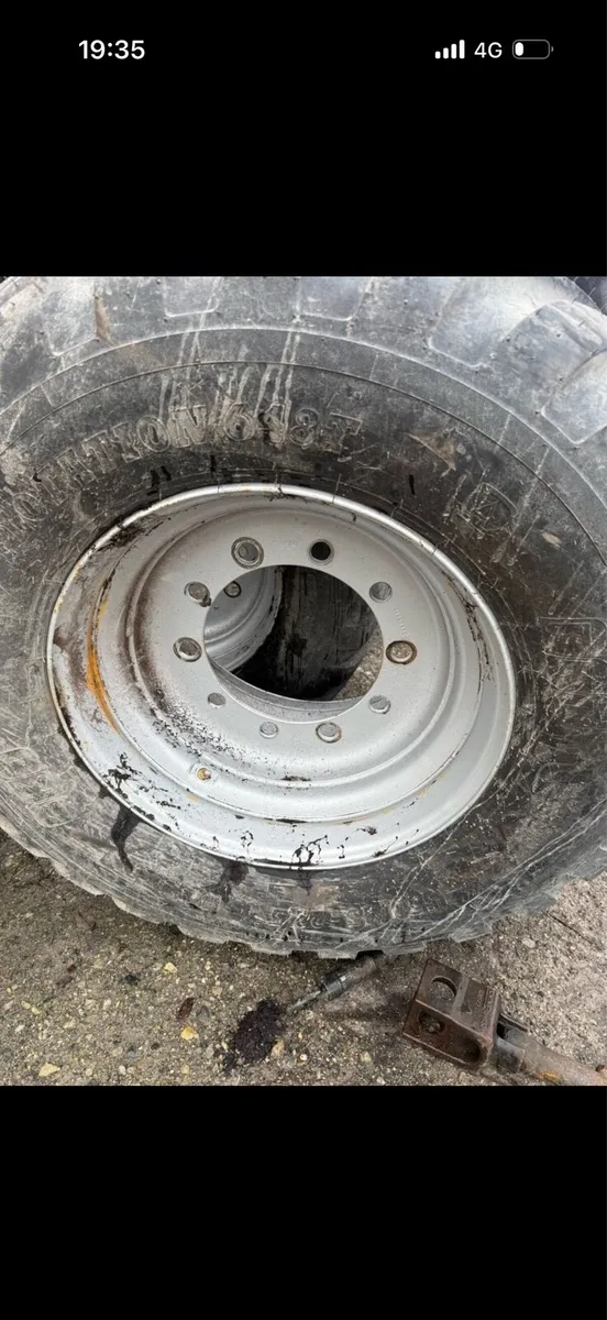 4 NEW BKT 550/45/22.5 RIMS AND TYRES NEVER USED - Image 4
