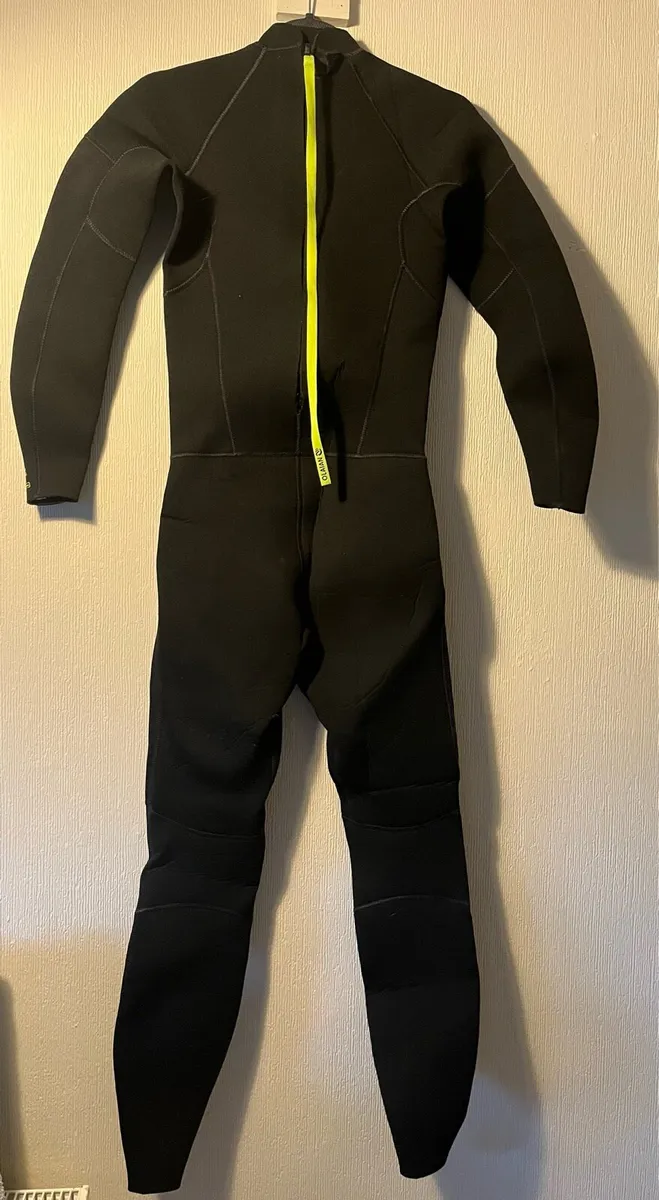 Kayaking equipment - Image 2