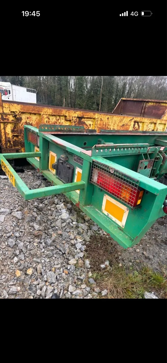 3 axle drag trailer - Image 2