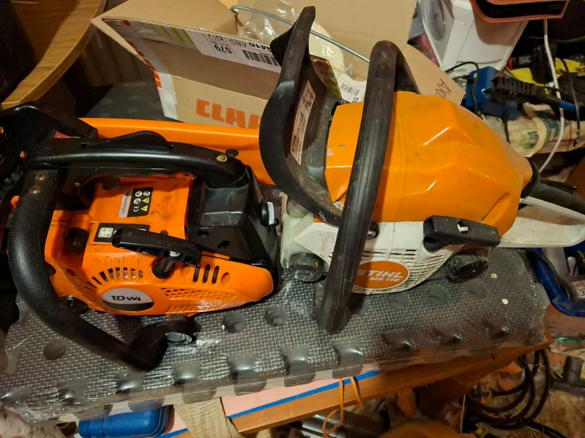 2 Chainsaws - Image 1