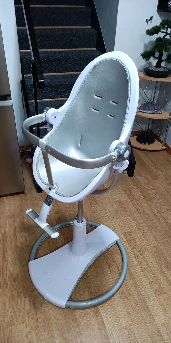 Baby feeding chair. Fresco bloom. - Image 3