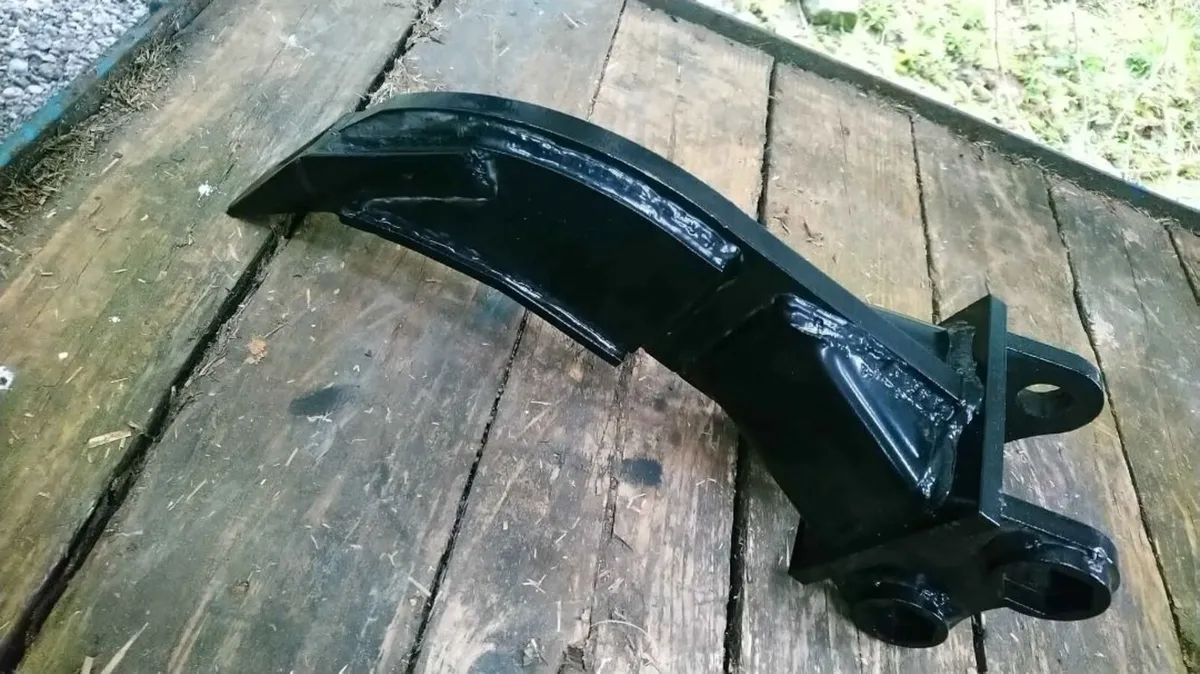 MINI DIGGER RIPPER TOOTH ( 25mm pins ) - Image 1