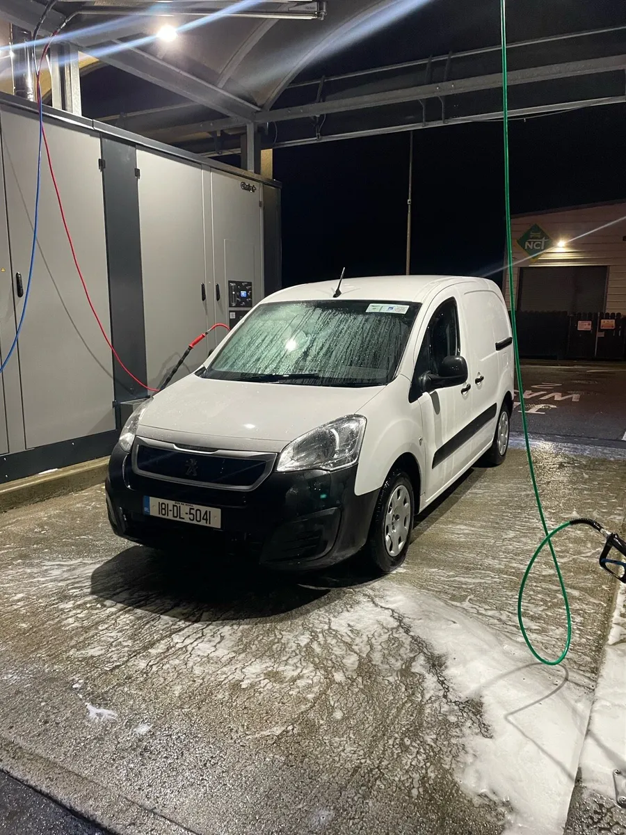 2018 Peugeot partner - Image 2
