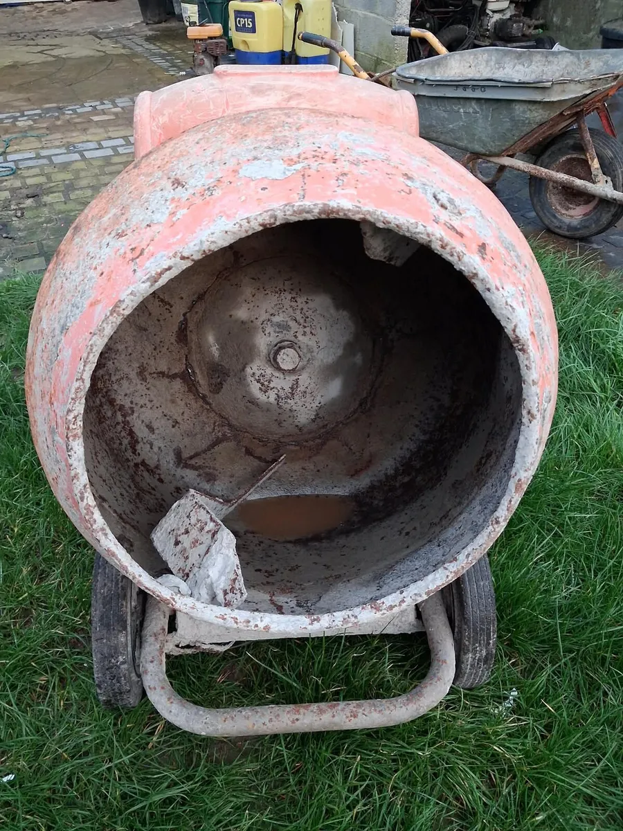 Cement mixer  Belle - Image 1