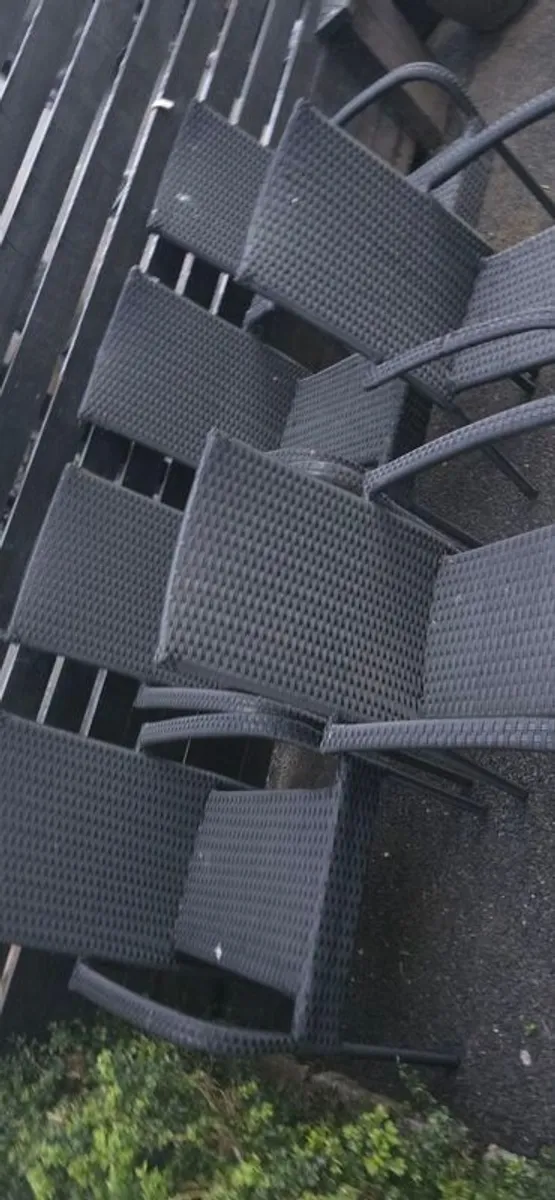 outdoor garden - Image 3