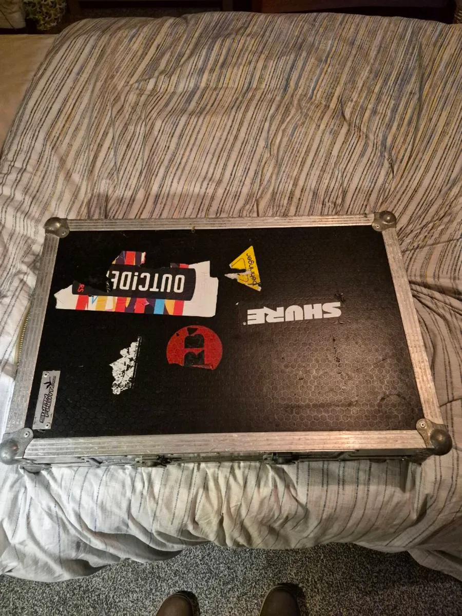 Pioneer DDJ SX with flight case - Image 2