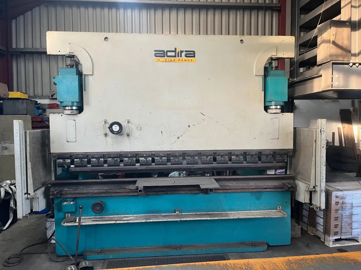 Press brake - Image 1