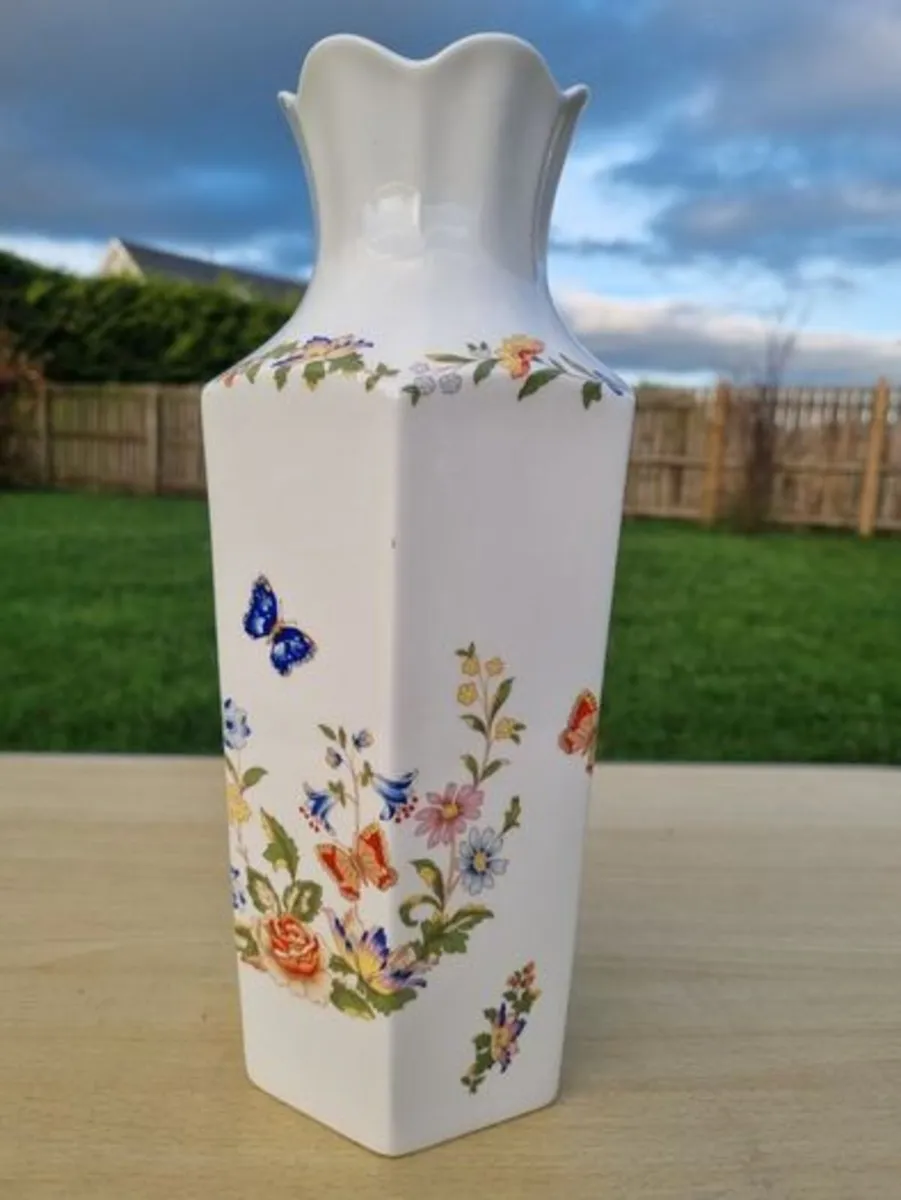 Aynsley Bone China " Cottage Garden " Large Vase - Image 3