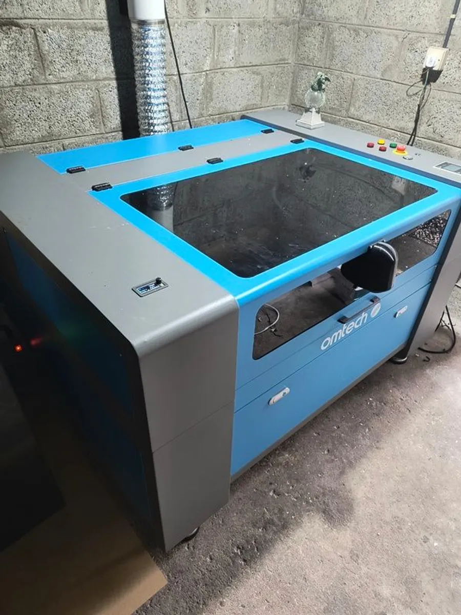 100w Co2 Laser Cutter Engraver - Omtech - Image 1