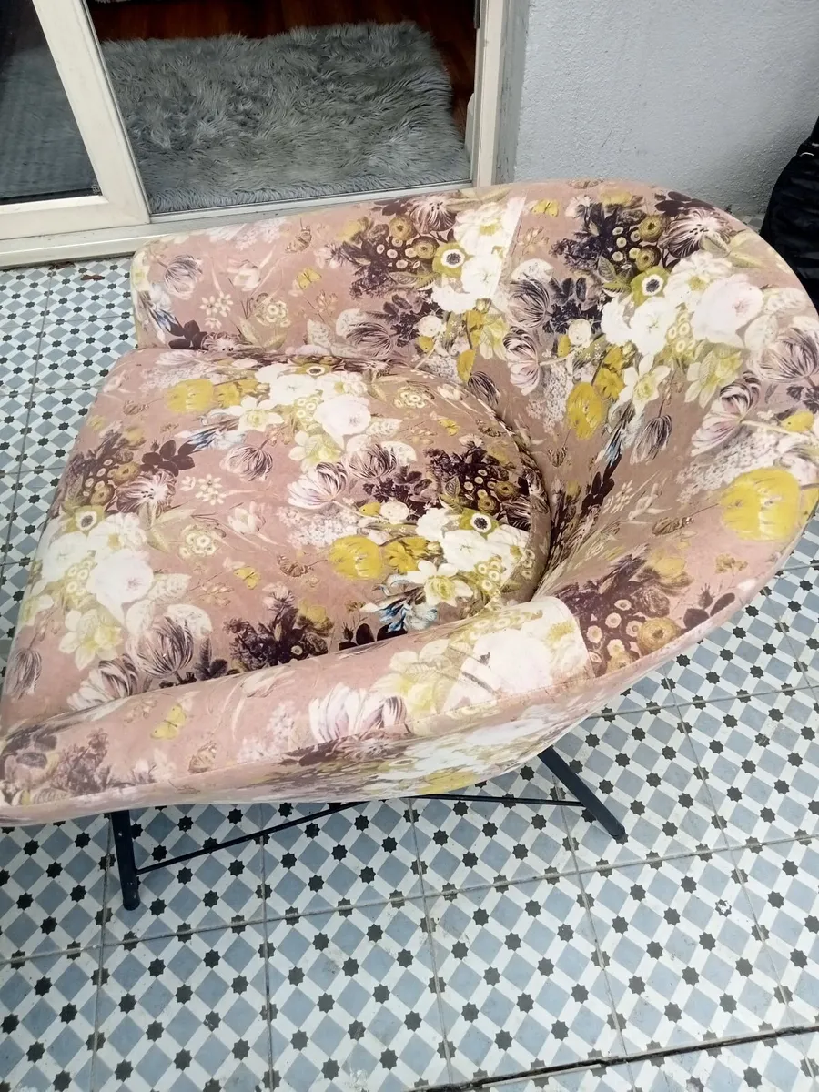 2 retro Chairs - Image 2