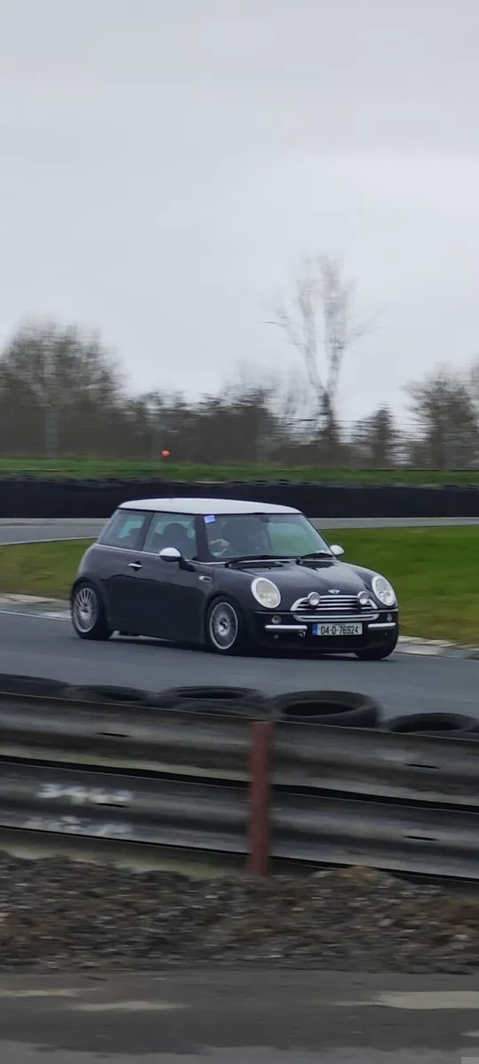 Track car 2004 mini.road legal - Image 1