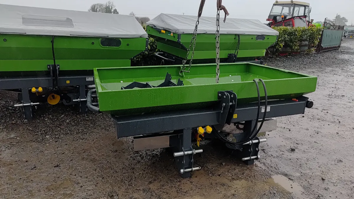 Fertiliser spreader Tolmet - Image 4