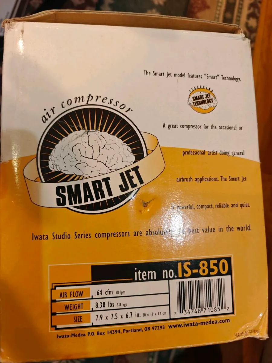 Iwata studio series Air compressor - Image 4