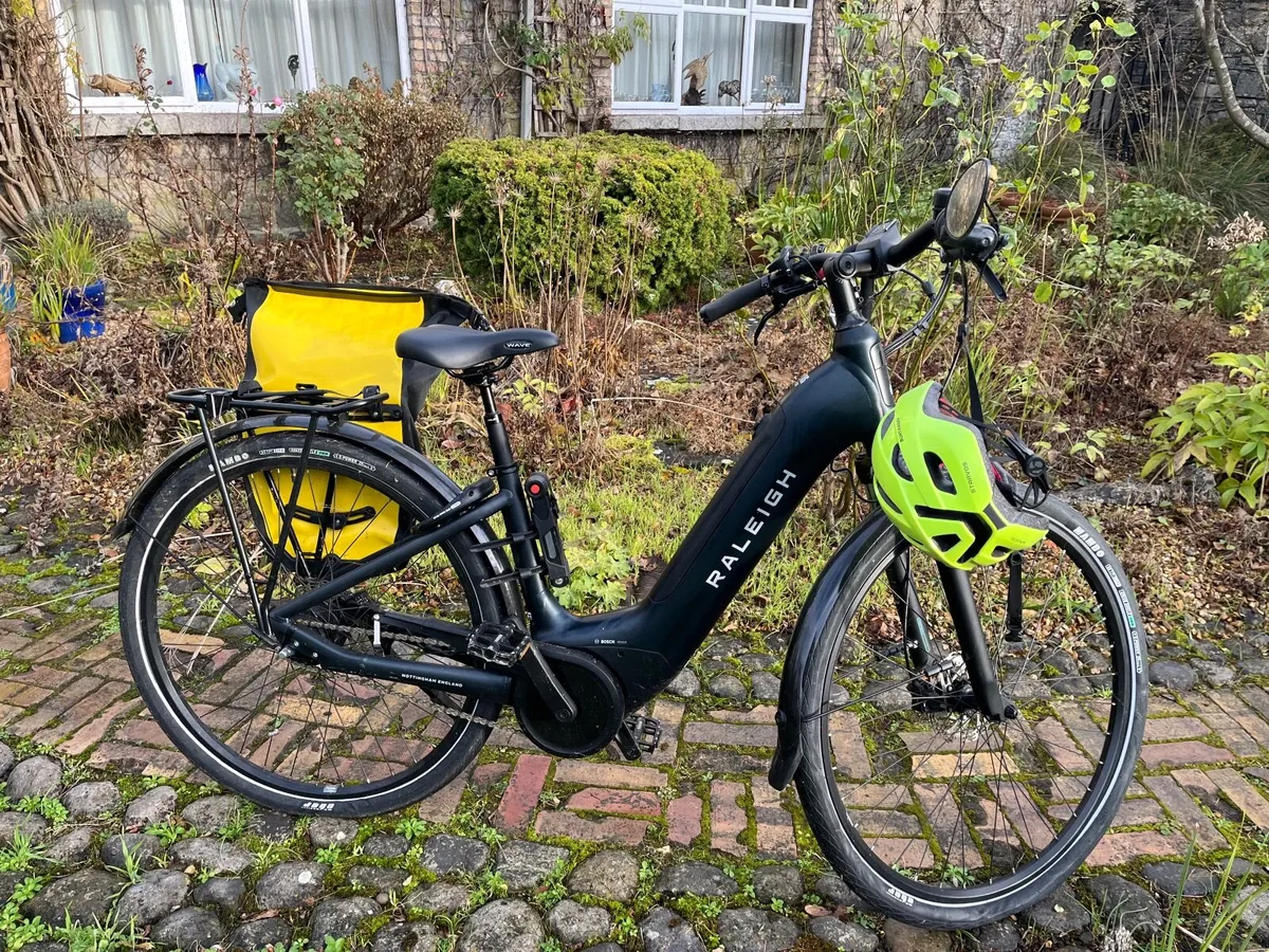 An electric bike - Image 2