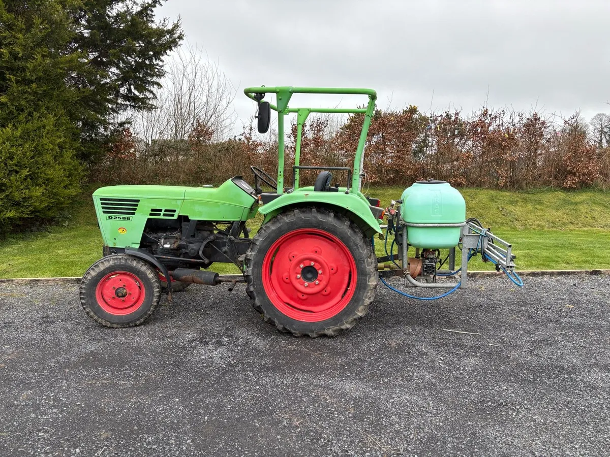 Deutz tractor with 200 lt sprayer for sale - Image 1