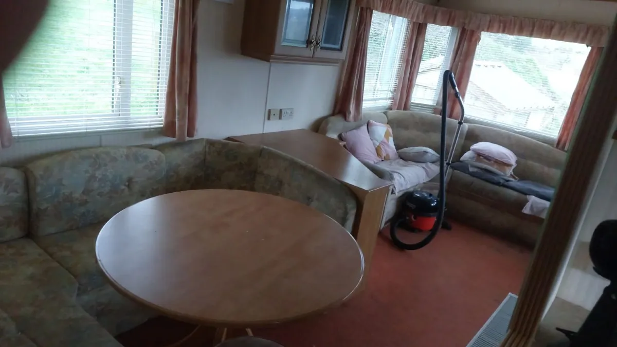 Mobile Home - Image 4