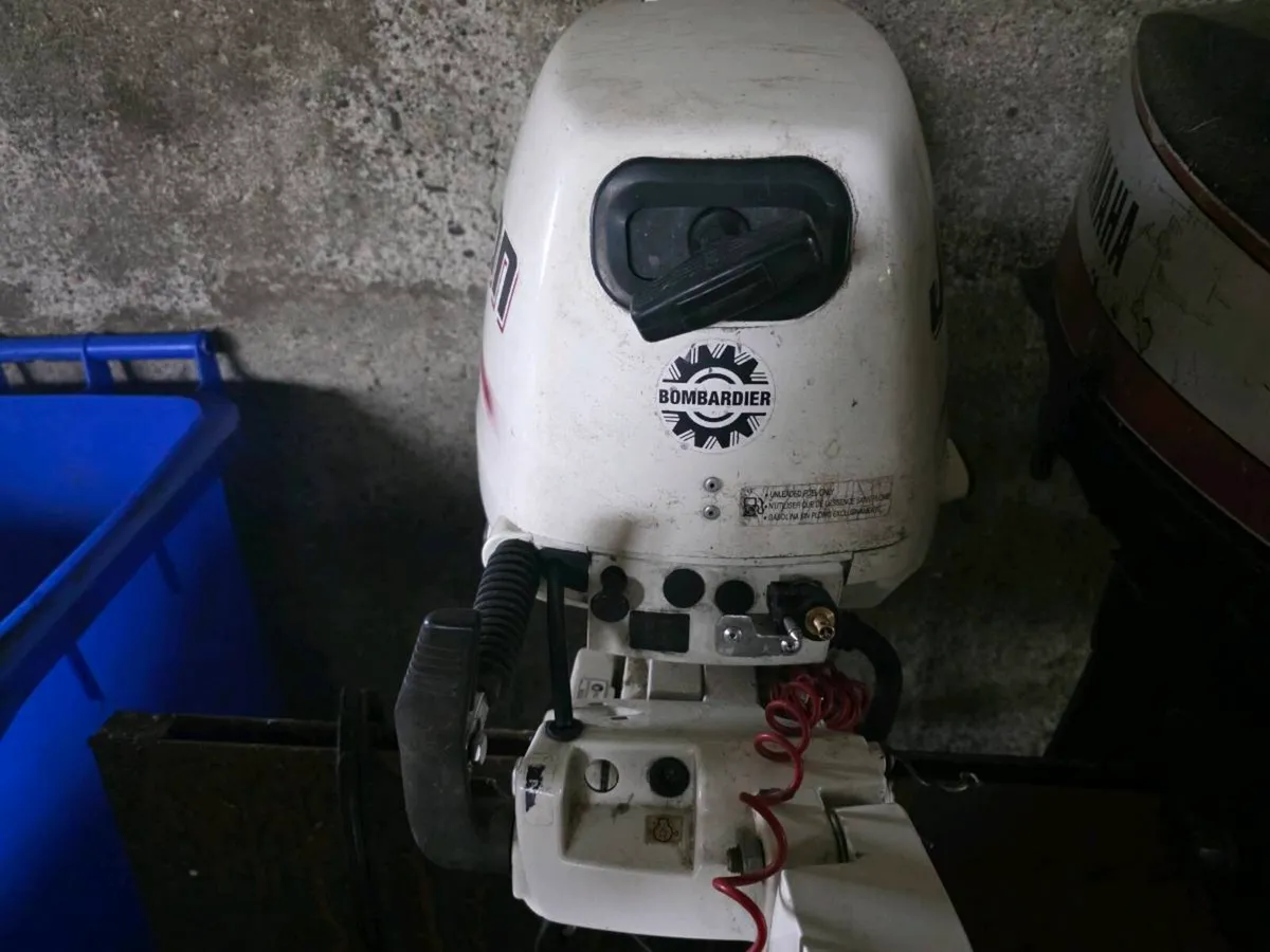 9.9 johnson outboard short shaft 4 stroke - Image 2