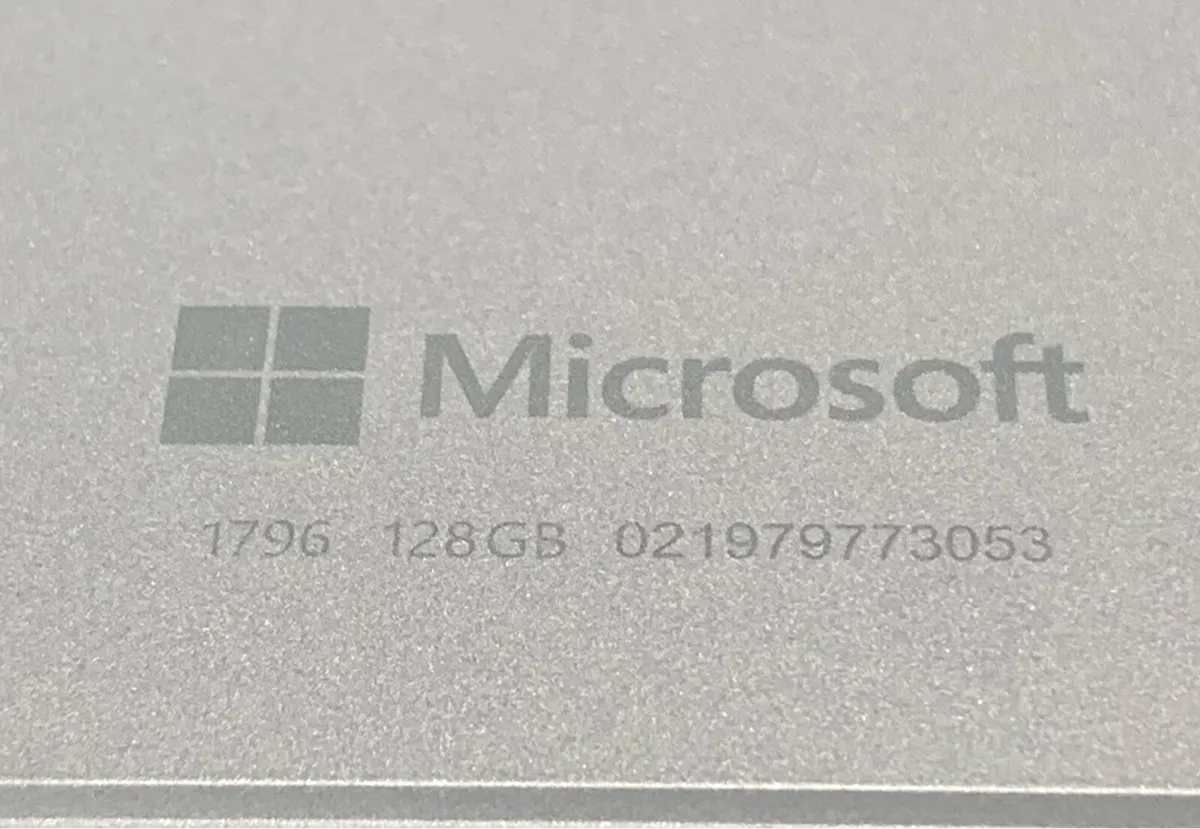 Microsoft Surface pro 4 (repair or parts) - Image 2