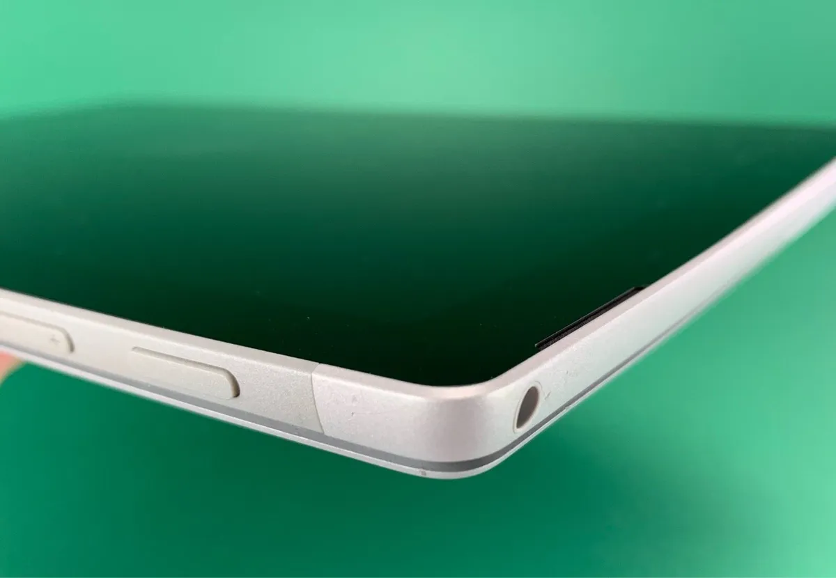 Microsoft Surface pro 4 (repair or parts) - Image 4