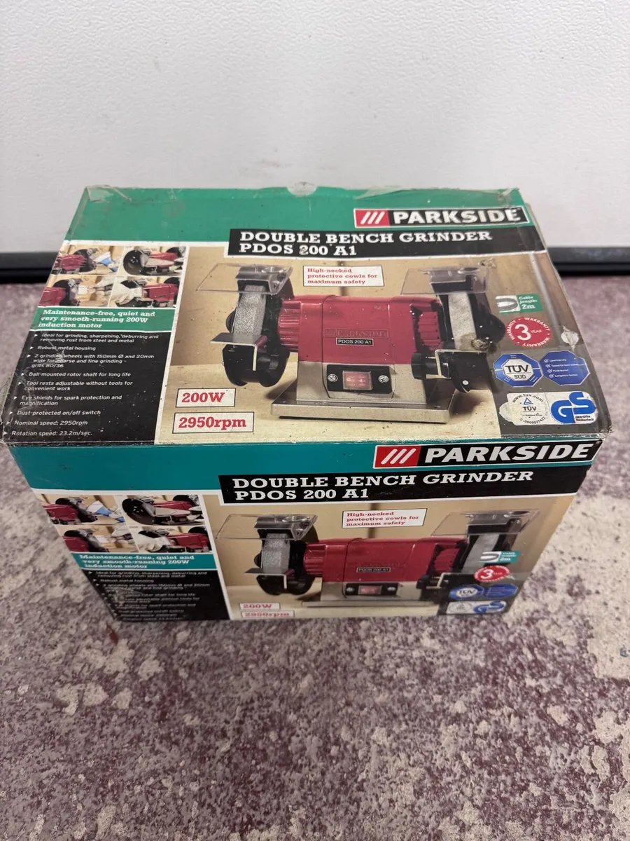 Home workshop power tools. - Image 3