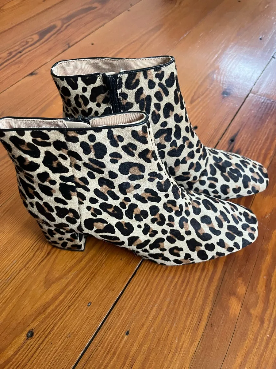 Clark’s Leopard print ankle boots - Image 1
