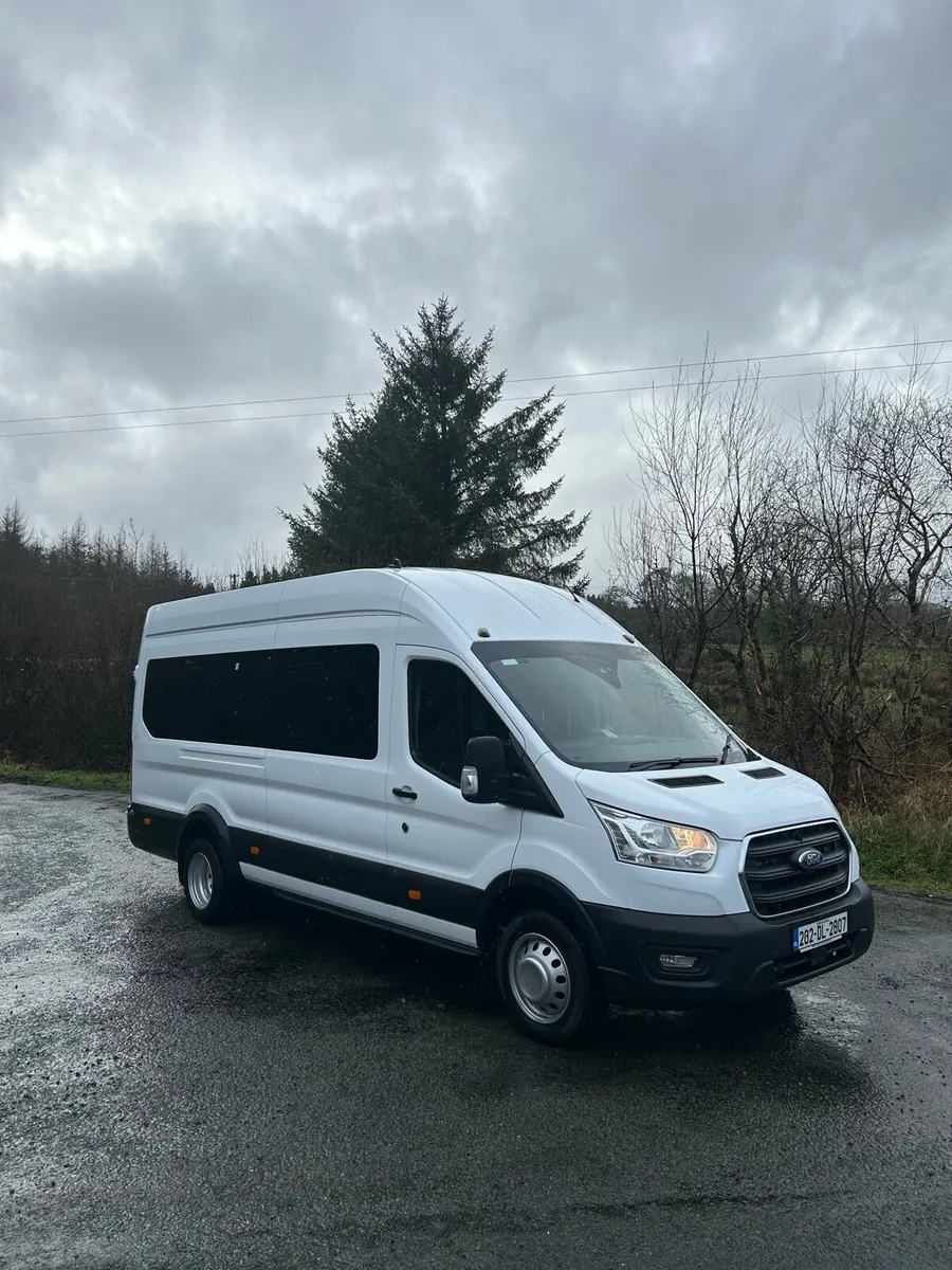 2020 ford transit minibus - Image 1