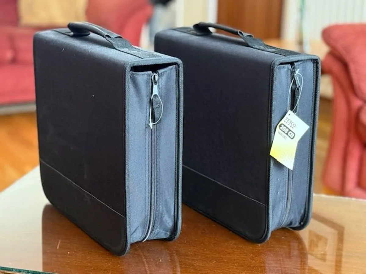 CD Wallets - Image 1