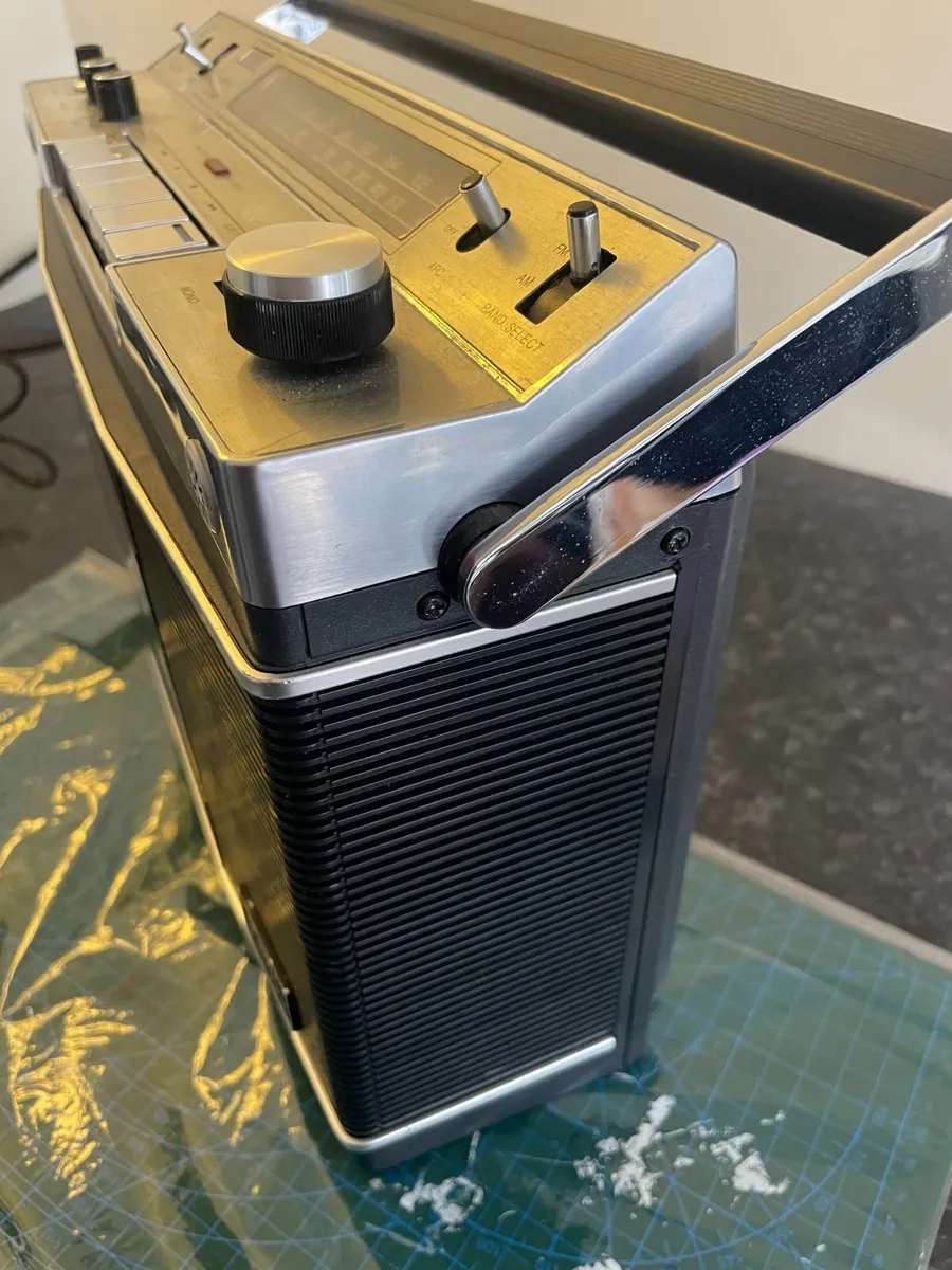 Vintage Sony Cassette player/ Radio - Image 4