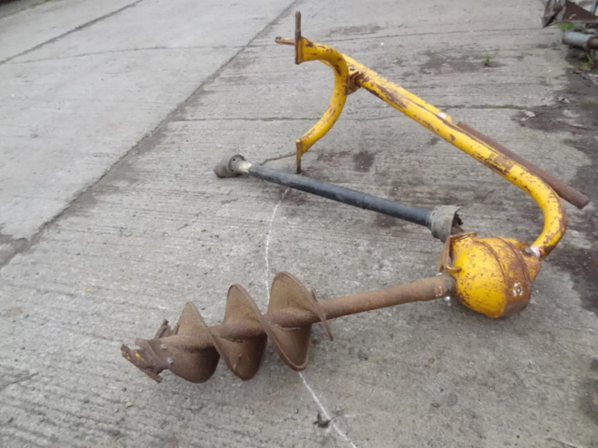 Danseur Post Hole Borer - Image 1