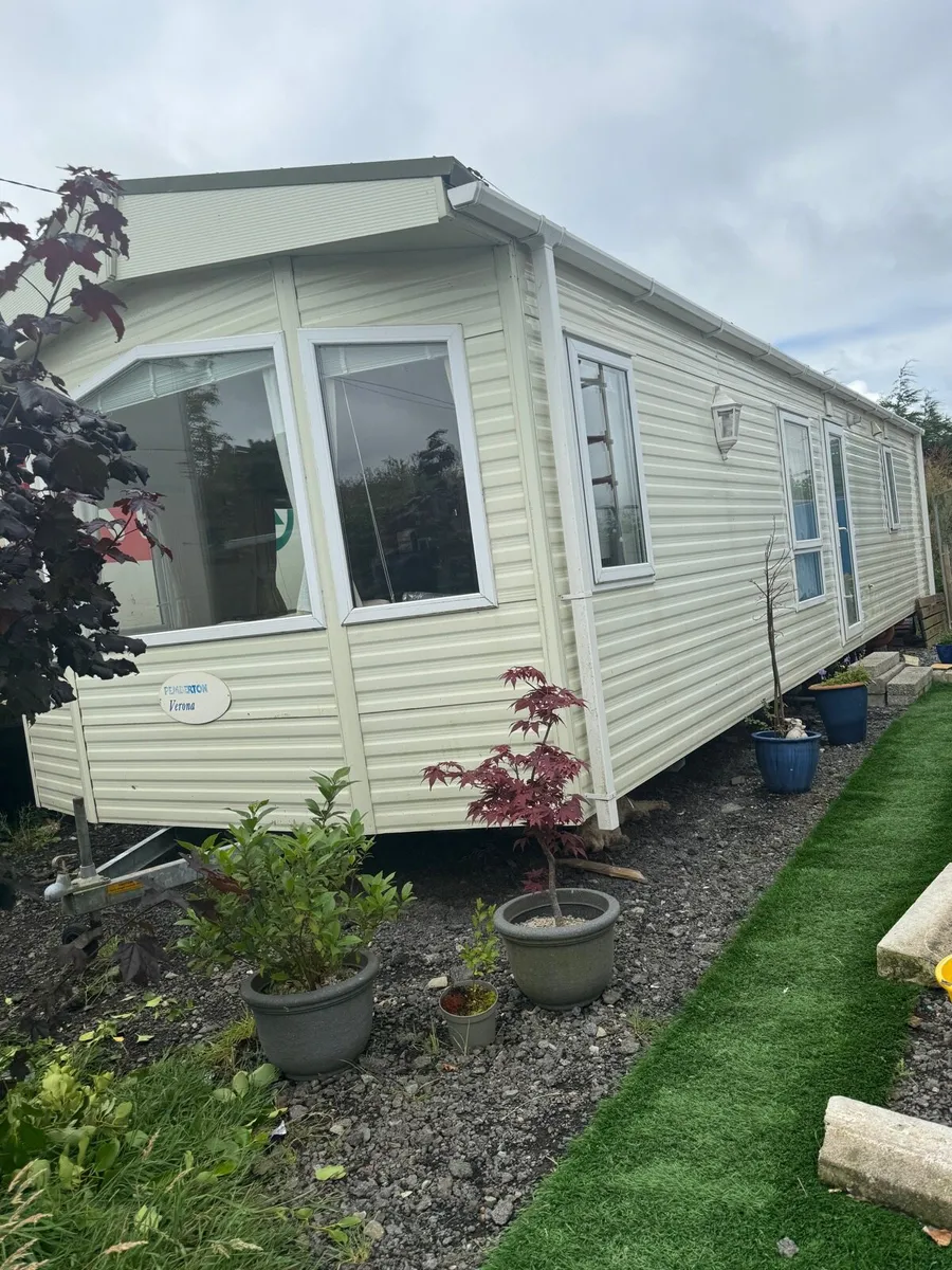 Mobile home - Image 1