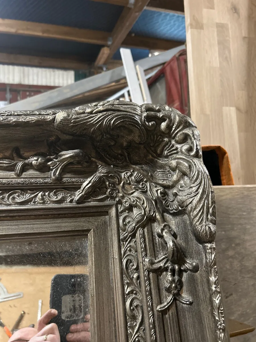 Large mirror - Image 2