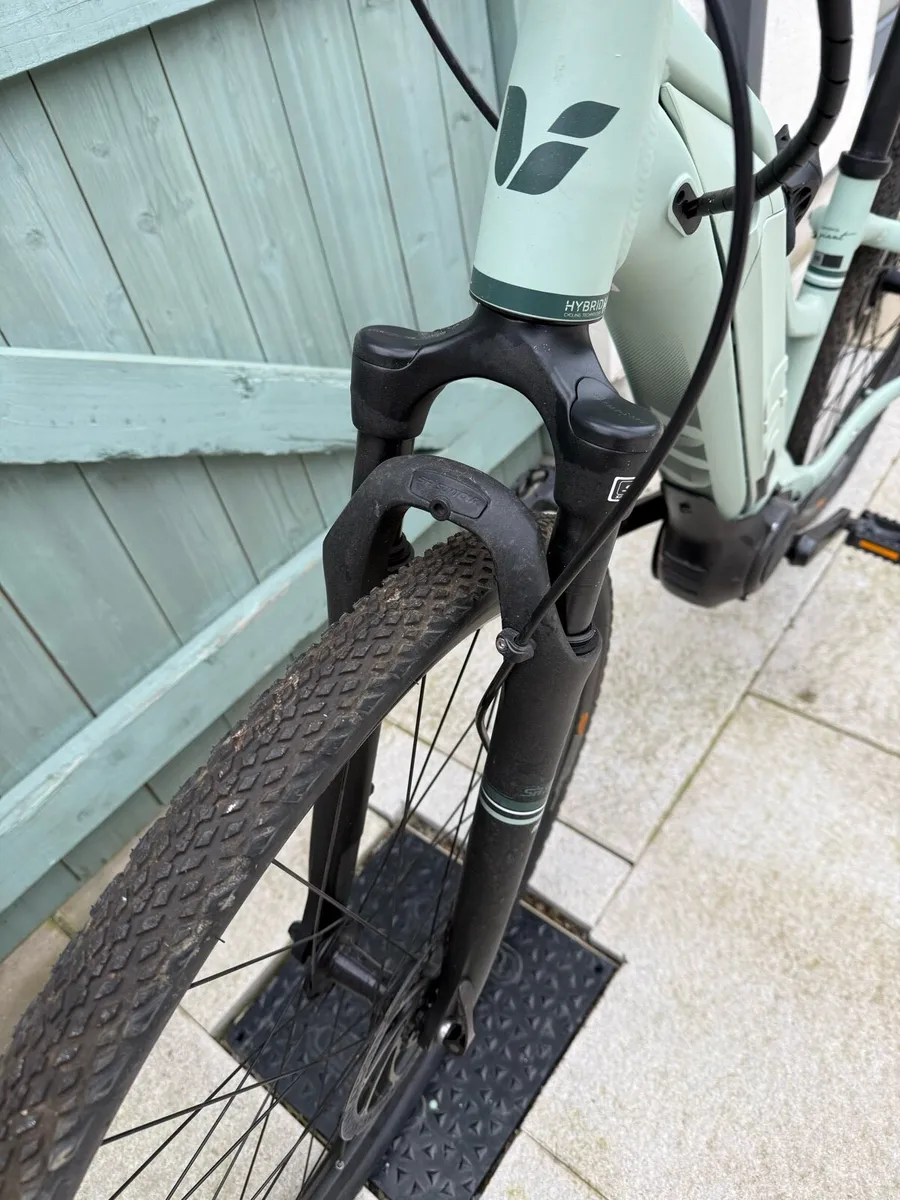 Liv Rove E + (electric bike) - Image 2