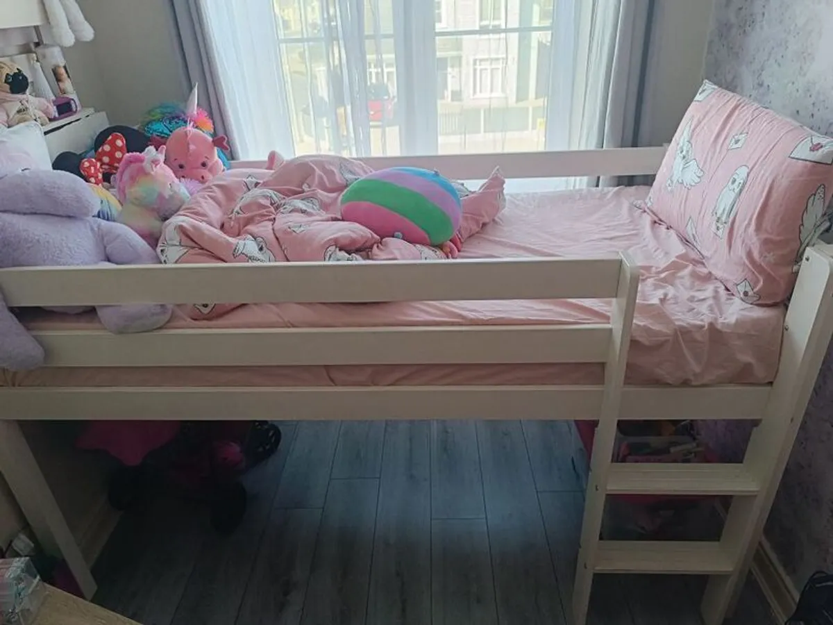 kids bunk bed - Image 1