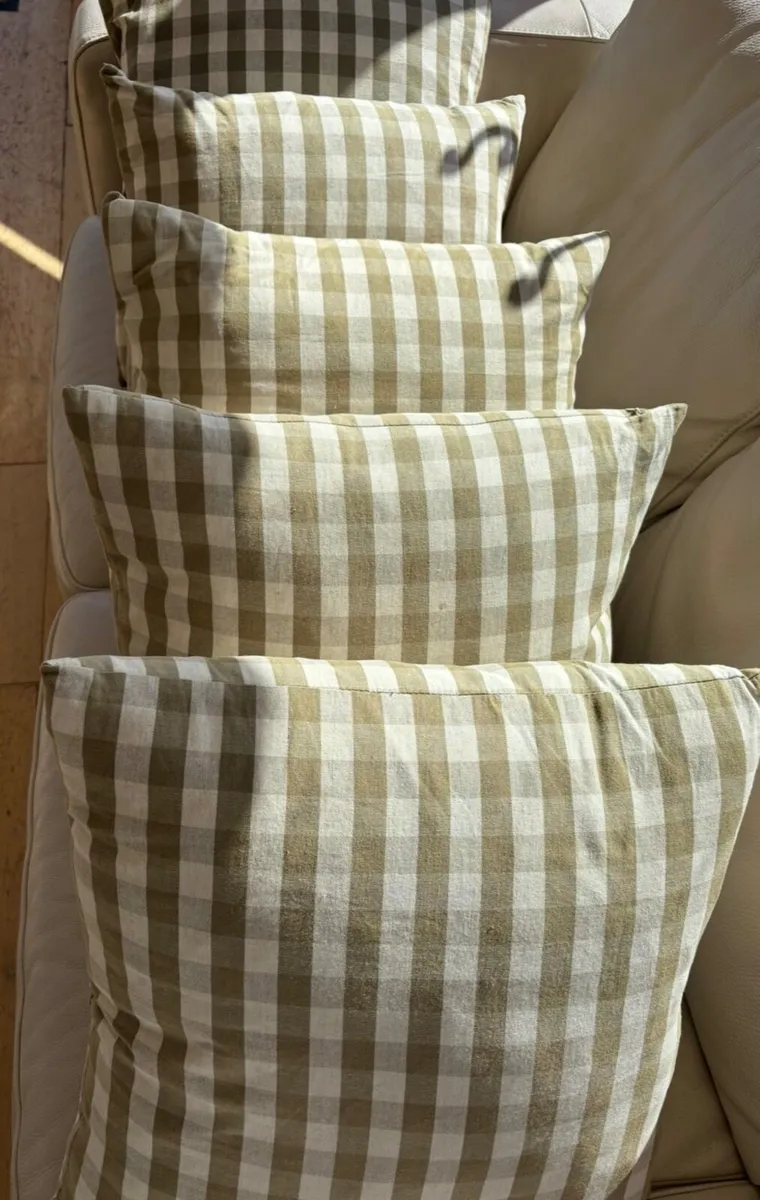 Cushions - Image 2
