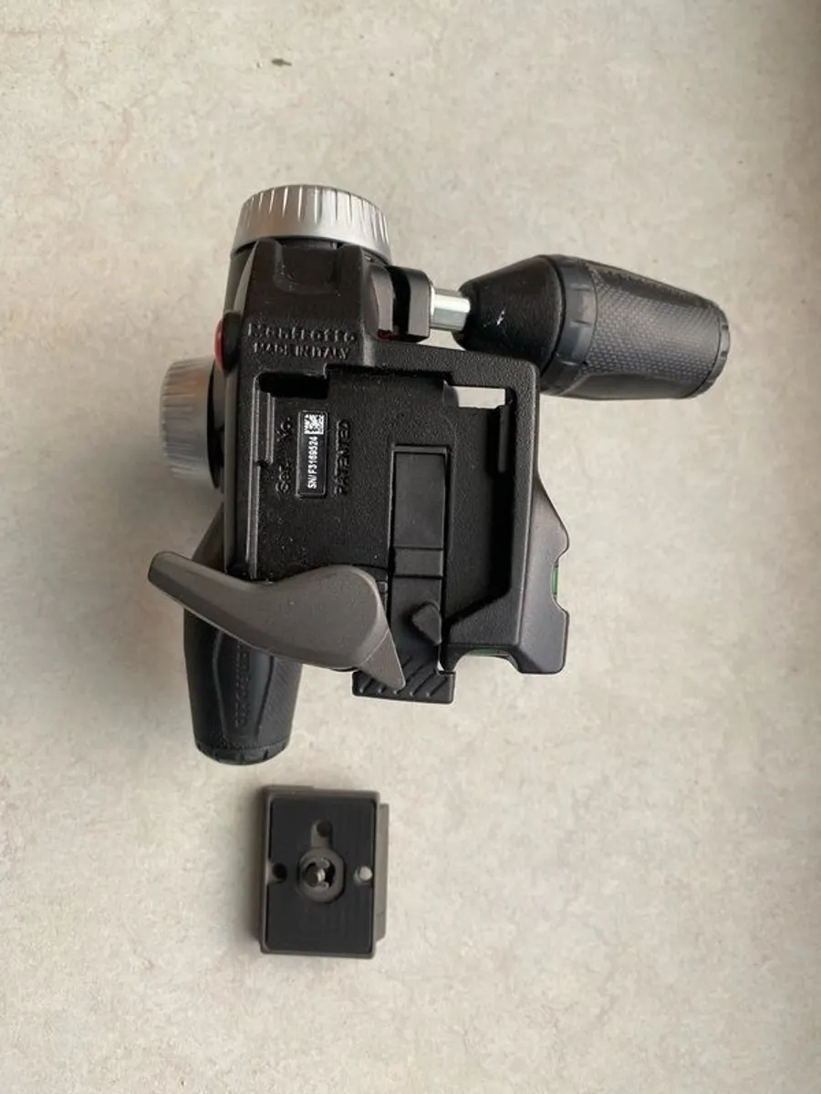 Manfrotto MHXPRO-3W 3 way geared tripod head - Image 3