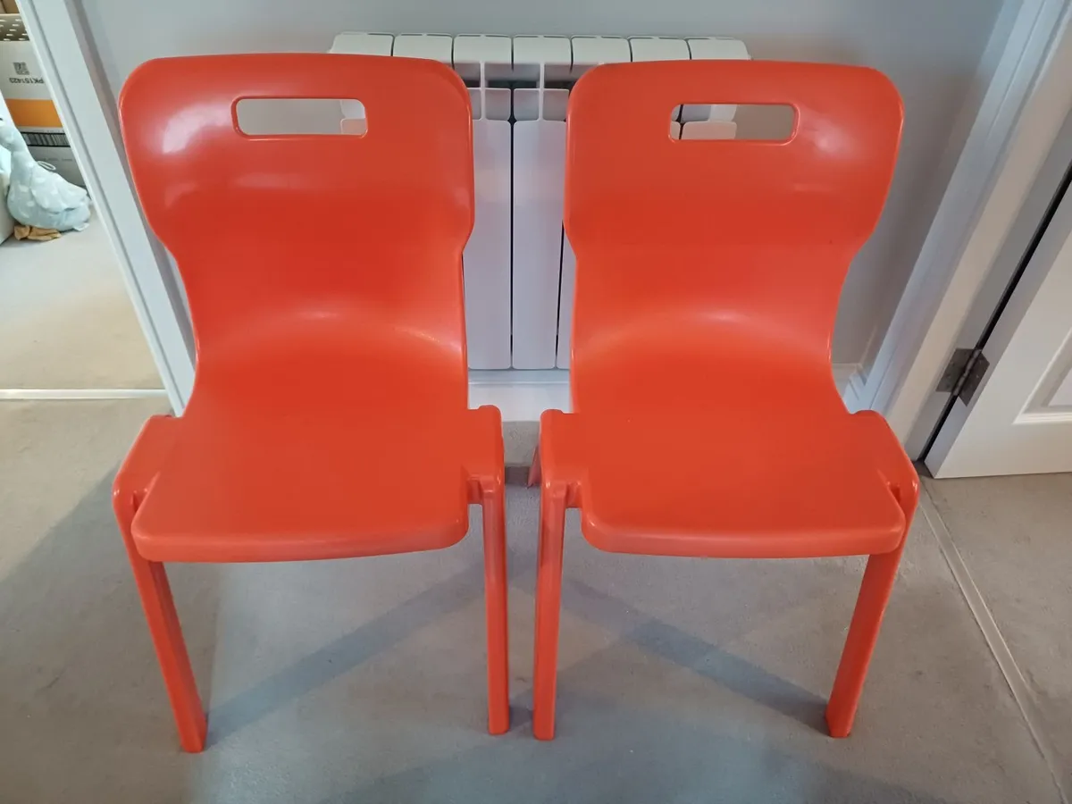 Kids seats - Image 1