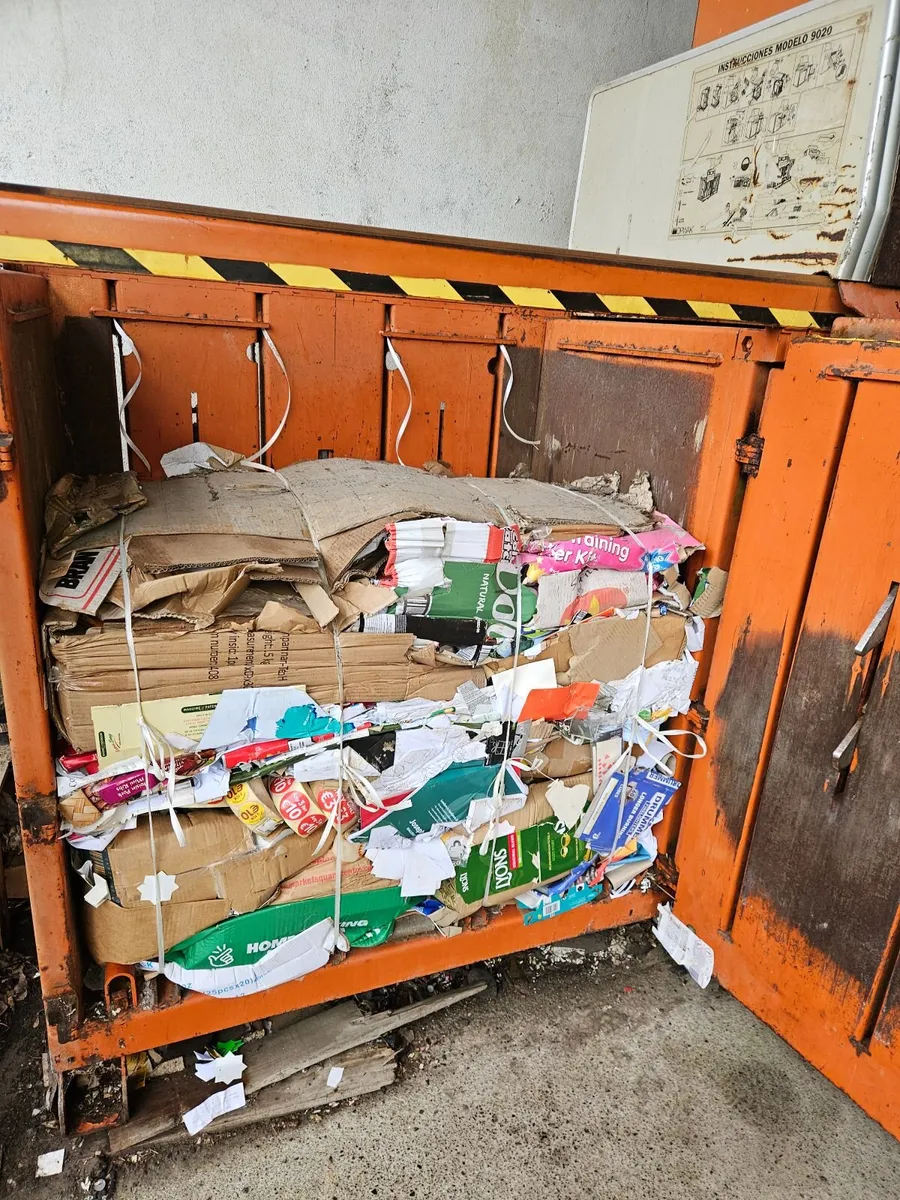 Recycling compactor - Image 4