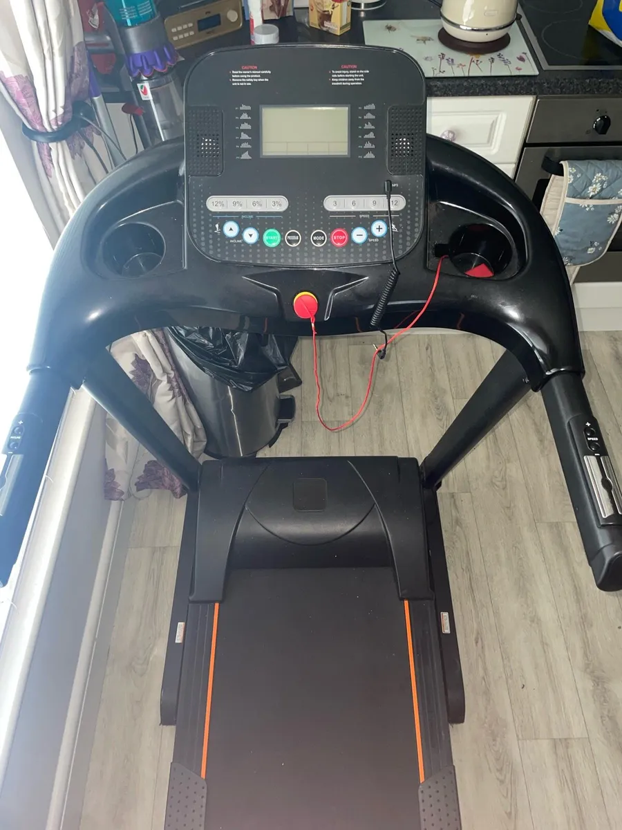 Treadmill - Image 1