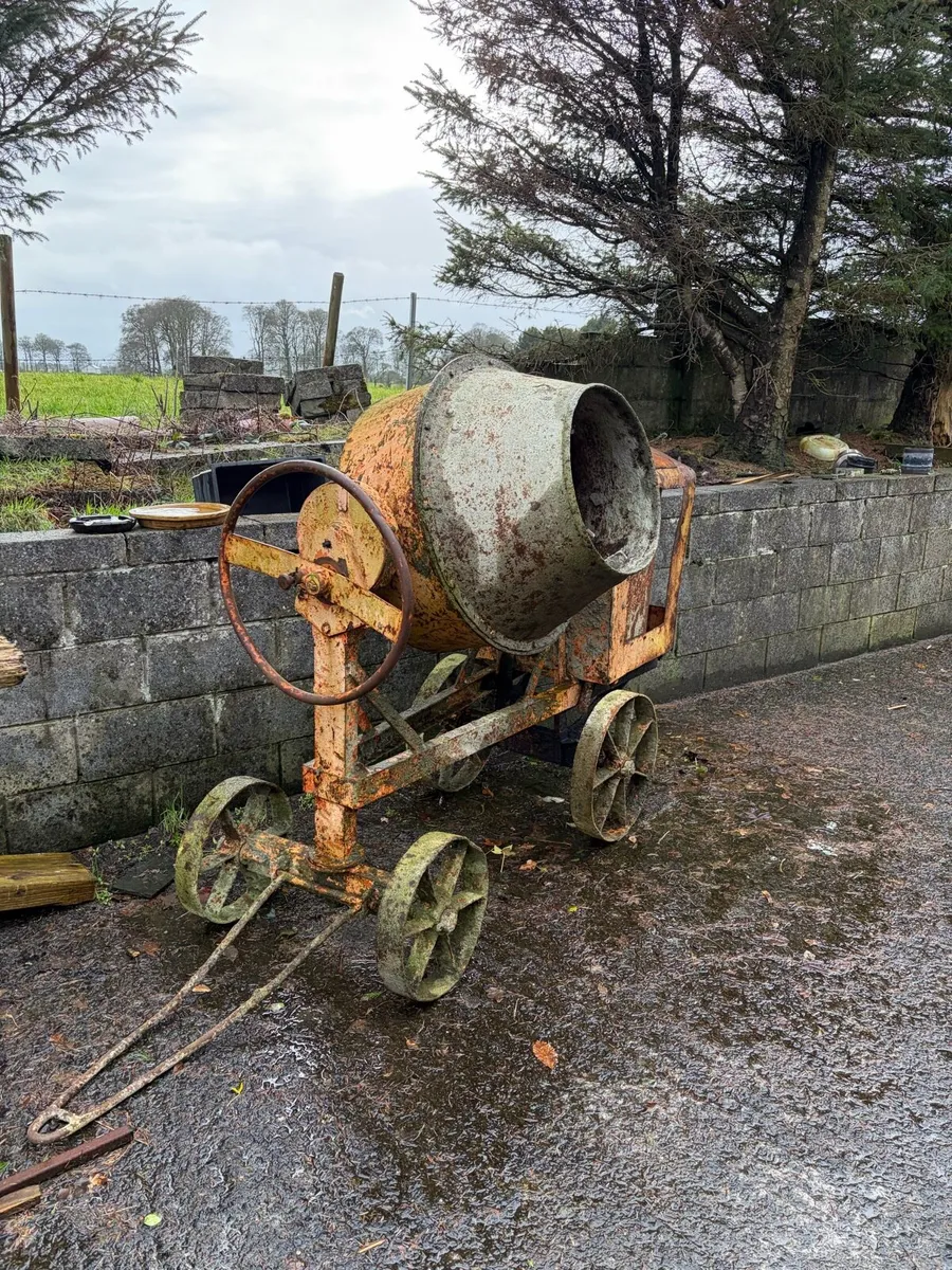Benford Concrete mixer - Image 2