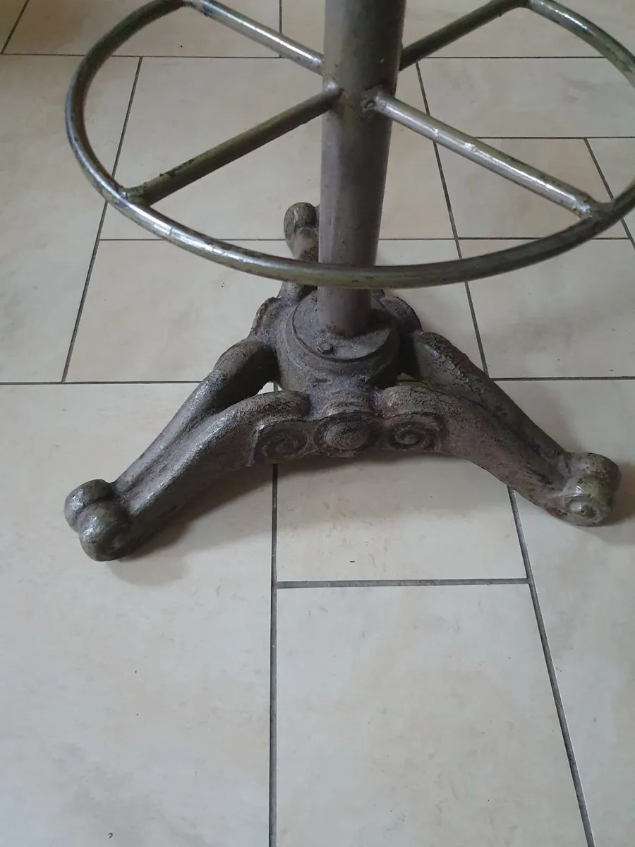 Tractor seat high stool red - Image 4