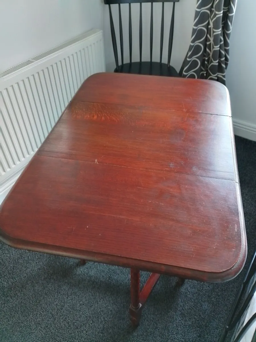 MAHOGANY DROP LEAF TABLE - Image 1