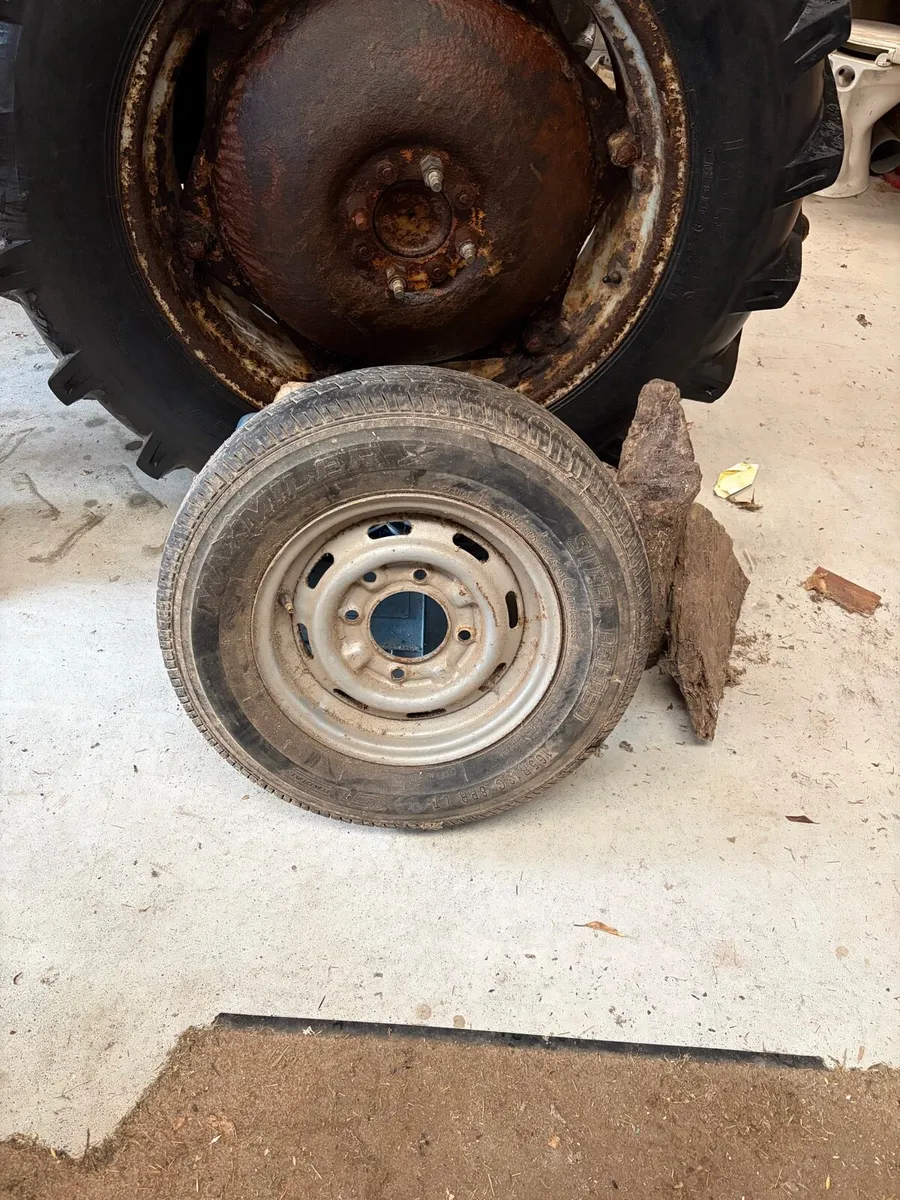 Trailer wheel - Image 1