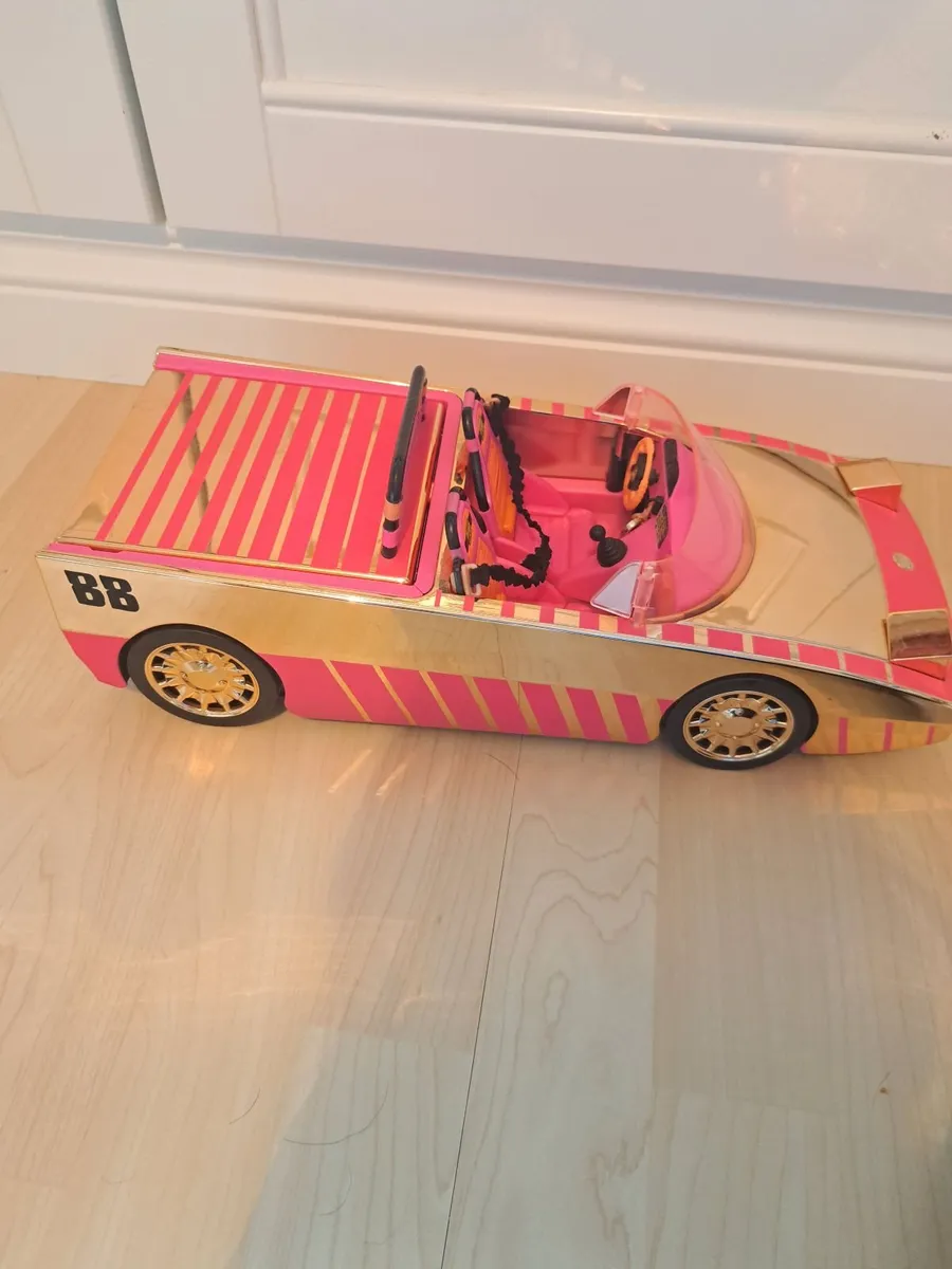 LOL Doll, LOL Car and Wheelchair - Image 4