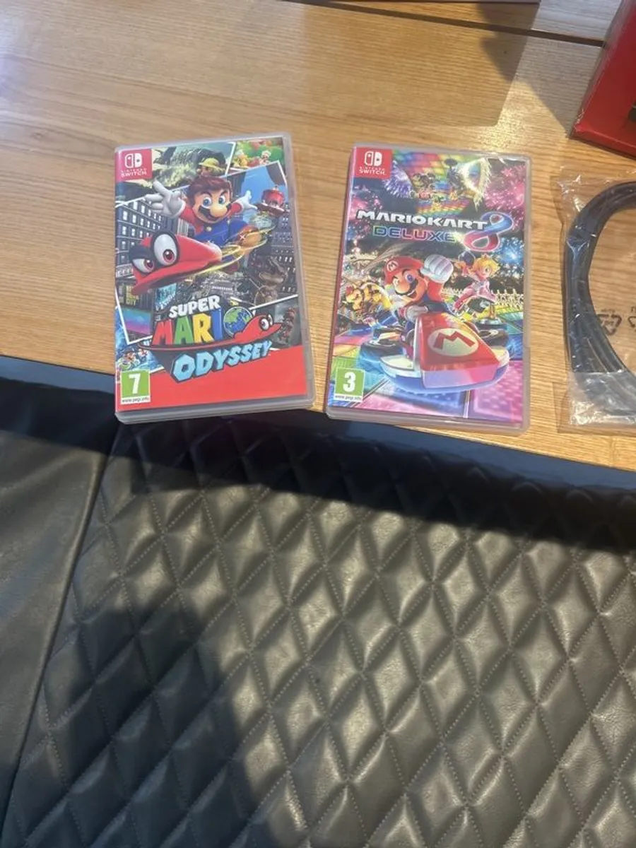 Nintendo switch - Image 2