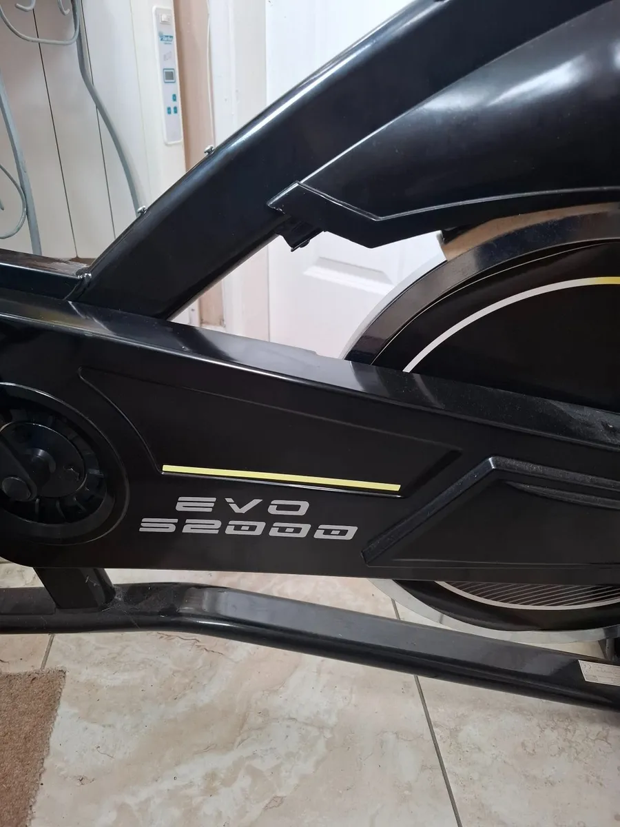 Spinning bike - Image 3