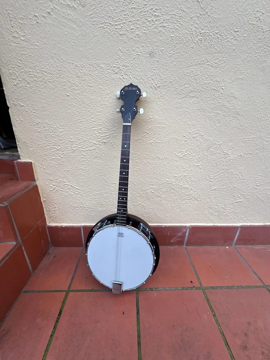 Banjo - Image 1